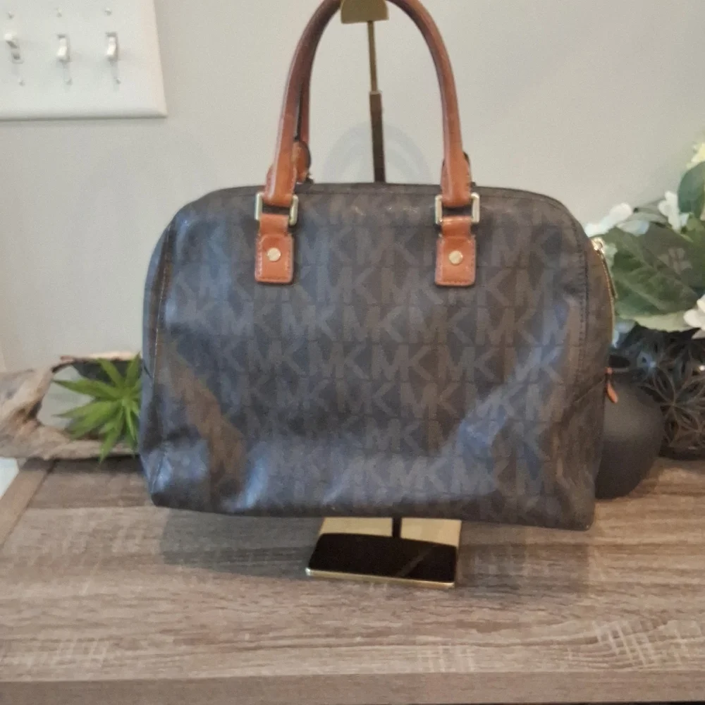 Michael Kors Repair